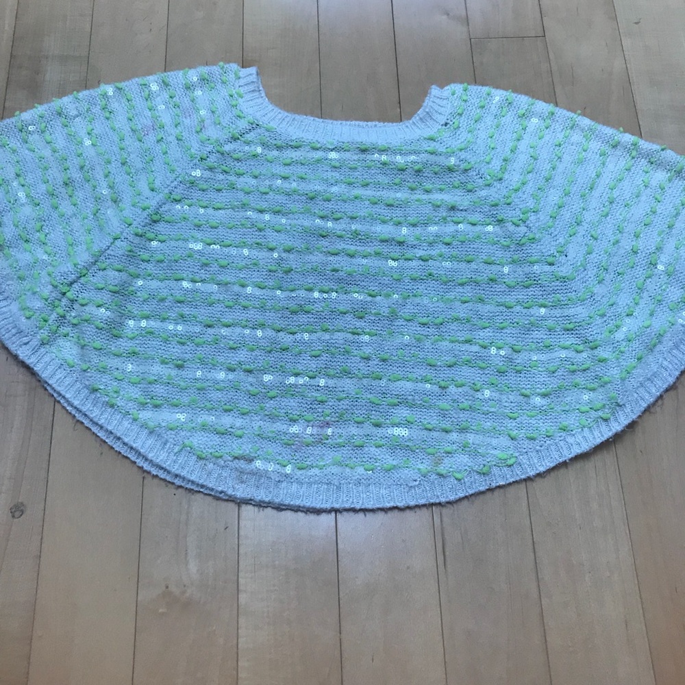 •Poncho shirt